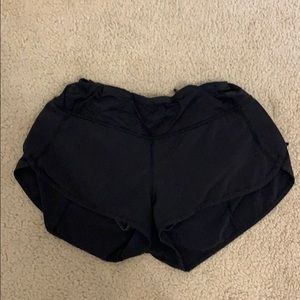 lululemon speed up short 2.5 size 6 in black